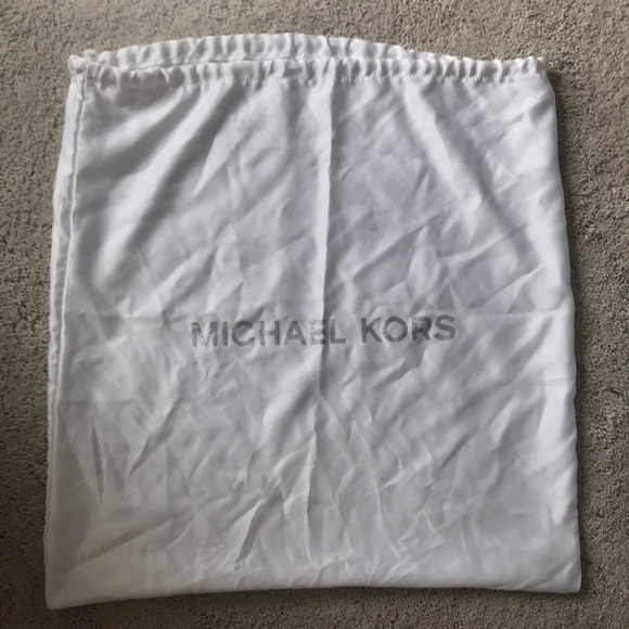 Michel Kors dust bag - Picture 1 of 3